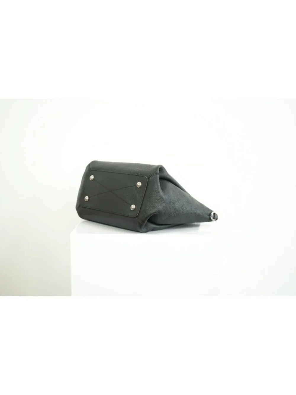 Louis Vuitton Black Monogram Mahina Haumea Perforated Calfskin Leather